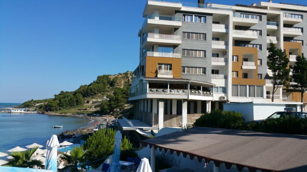 Laura'S Home Durrës Exterior foto